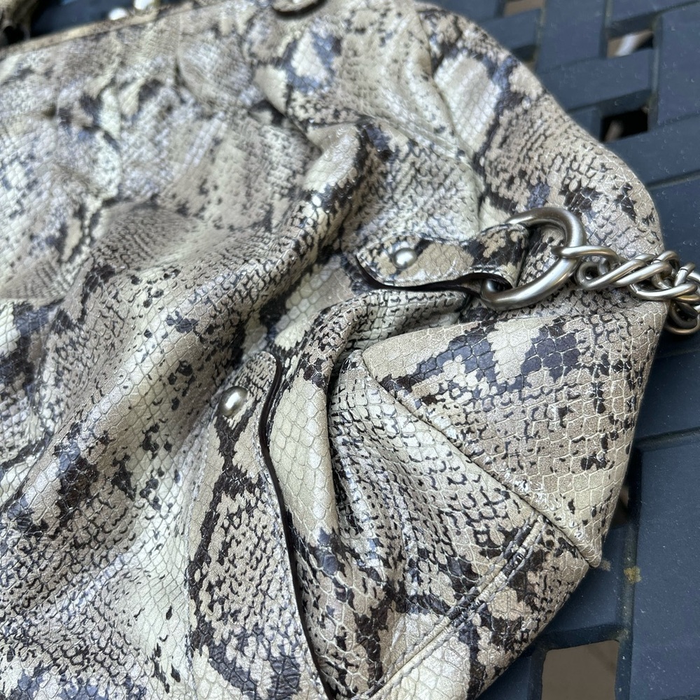 Kenneth Cole Women’s Vintage Leather Snakeskin Shoulder Bag Purse - Picture 10 of 15